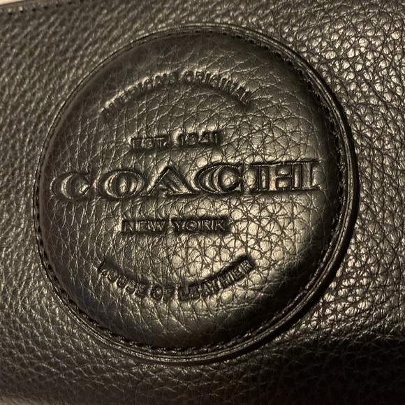 Coach Black Pebbled Leather Wristlet - Picture 4 of 10